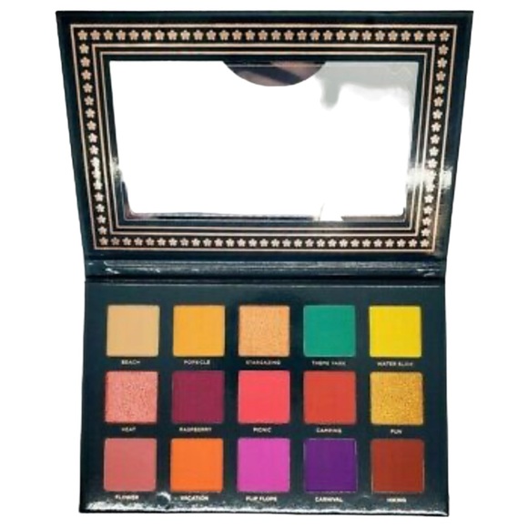 Ace Beauté Nostalgia Palette / New in Box / Boutique - Picture 3 of 9